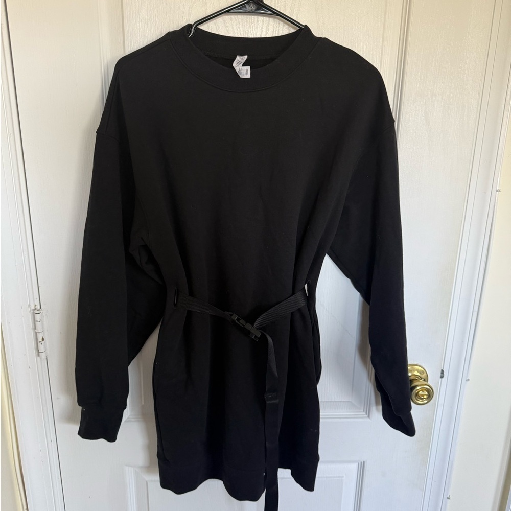 Alo Yoga Cityscape Sweatshirt Dress in Black - Picture 4 of 11